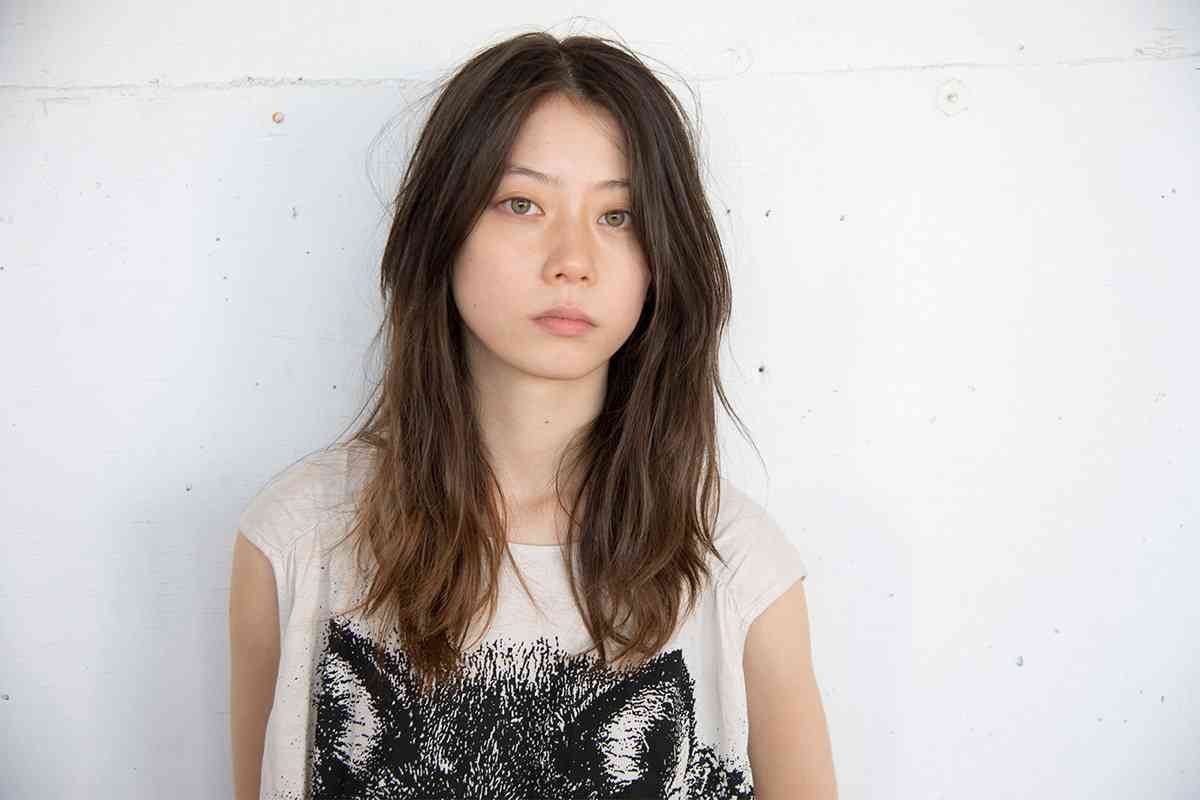 Chara＆SUMIRE、母娘で初表紙 個性あふれるファッションストーリー