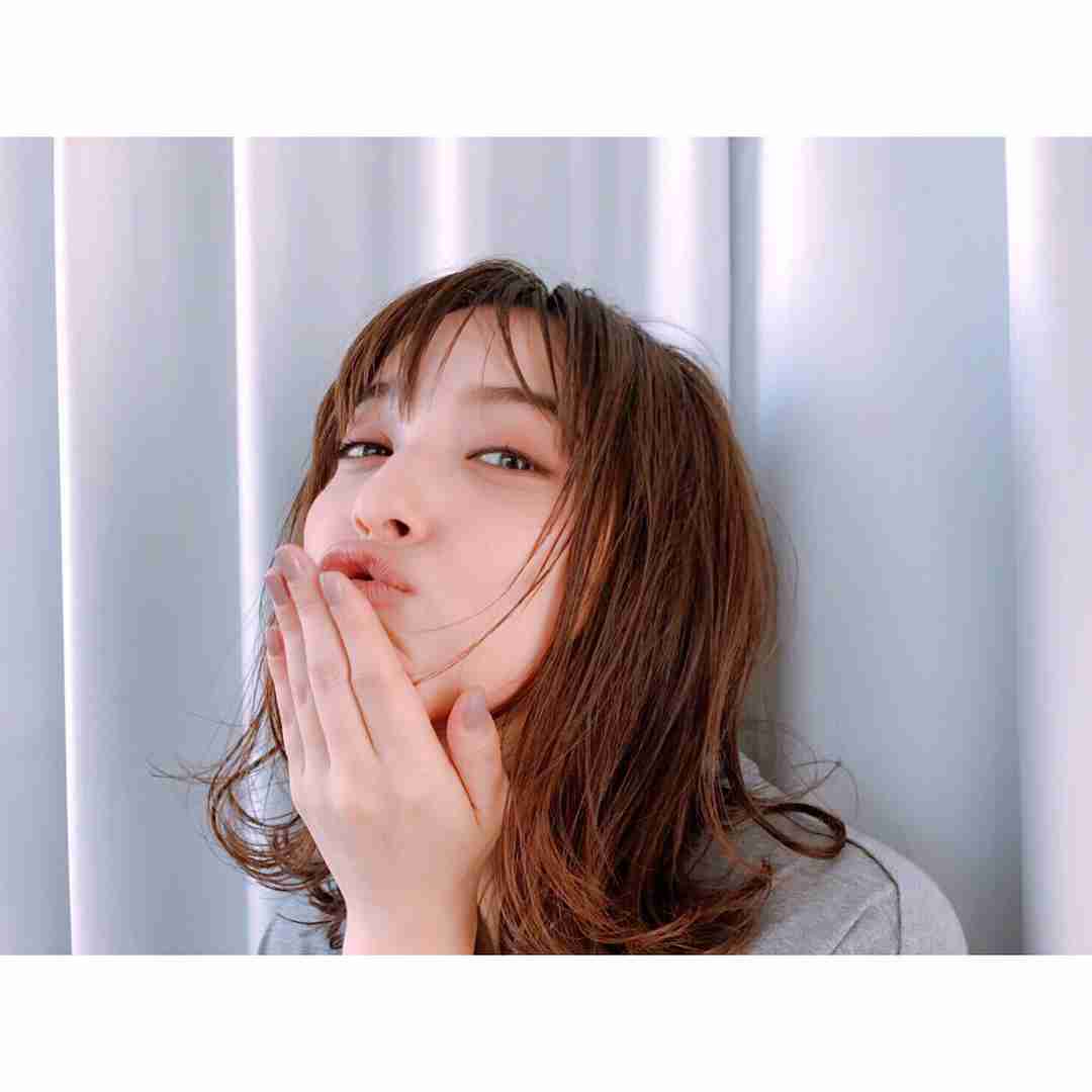 佐々木希 チュー顔 で悩殺 唇を尖らせた表情に おそろしく可愛い の声 ガールズちゃんねる Girls Channel 佐々木希 チュー顔 で悩殺 唇を尖らせた表情に おそろしく可愛い の声 ガールズちゃんねる Girls Channel