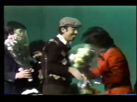 サリーとジュリーの空♪ - YouTube