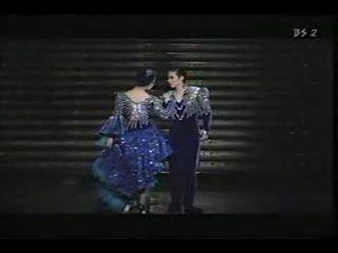 ベルサイユのばら'90 花組「ﾌｨﾅｰﾚ  小雨降る径」 - YouTube