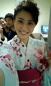 小林麻耶が浴衣姿の写真をブログに掲載「麻央さんにそっくりだ」と反響