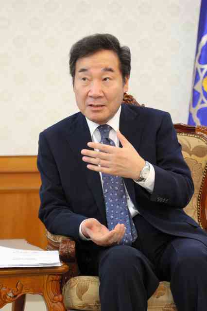 韓国首相、退位前の陛下訪韓望む「両国関係発展に助け」：朝日新聞デジタル