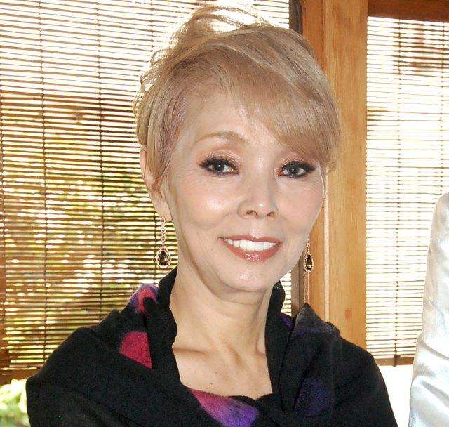 浜崎あゆみ「ミルクティー色にしたよ」 「この髪型やっぱ好き」「可愛いすぎ」
