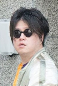 「ストレス書いて大で流せ!」「クズに関わる暇はなし」辻仁成氏の息子へのツイートが共感呼ぶ