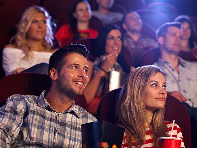 初デートに映画を選ぶと失敗しやすい理由6つ え、本当にダメなの?