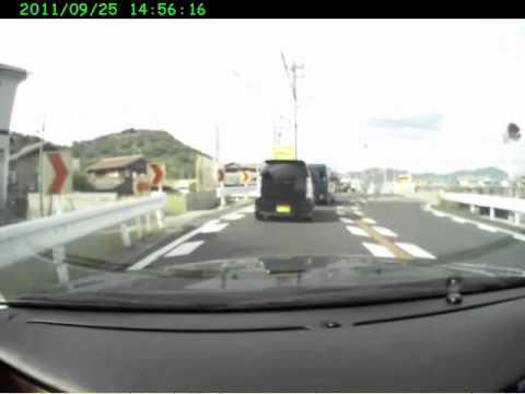 煽る車やスピードの速い車へ思うこと ガールズちゃんねる Girls Channel