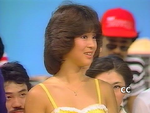 松田聖子　夏の扉 - YouTube