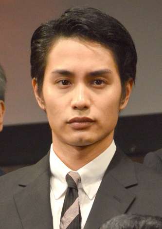 中村蒼、第1子誕生を報告「より一層仕事に励みたい」