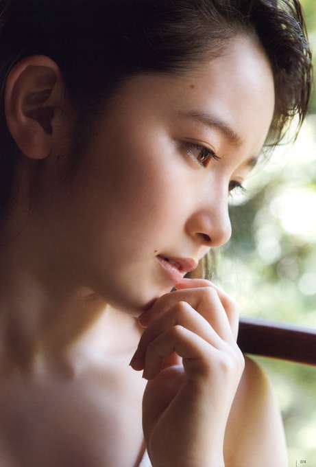【画像】美しい横顔が集まるトピ