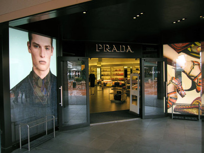 【2017年版】プラダ（PRADA） - アウトレット 店舗一覧 | ミューズストーリー