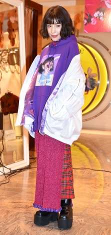仲里依紗、人気ブランドとのコラボに大喜び「自分の色を出せるように」