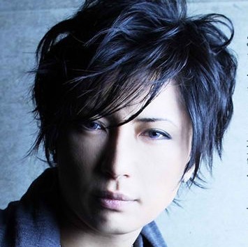 GACKT、“グラデーション”ヘアに大胆イメチェン　ファンから驚きと絶賛の声「予想外」「攻めてる」