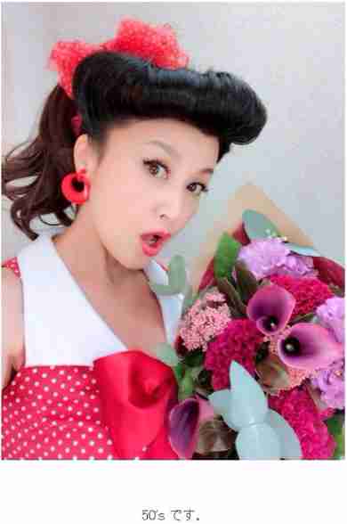 「お人形さんみたいです！」　藤原紀香、50年代のレトロガール姿がニューヨークを席巻しそう
