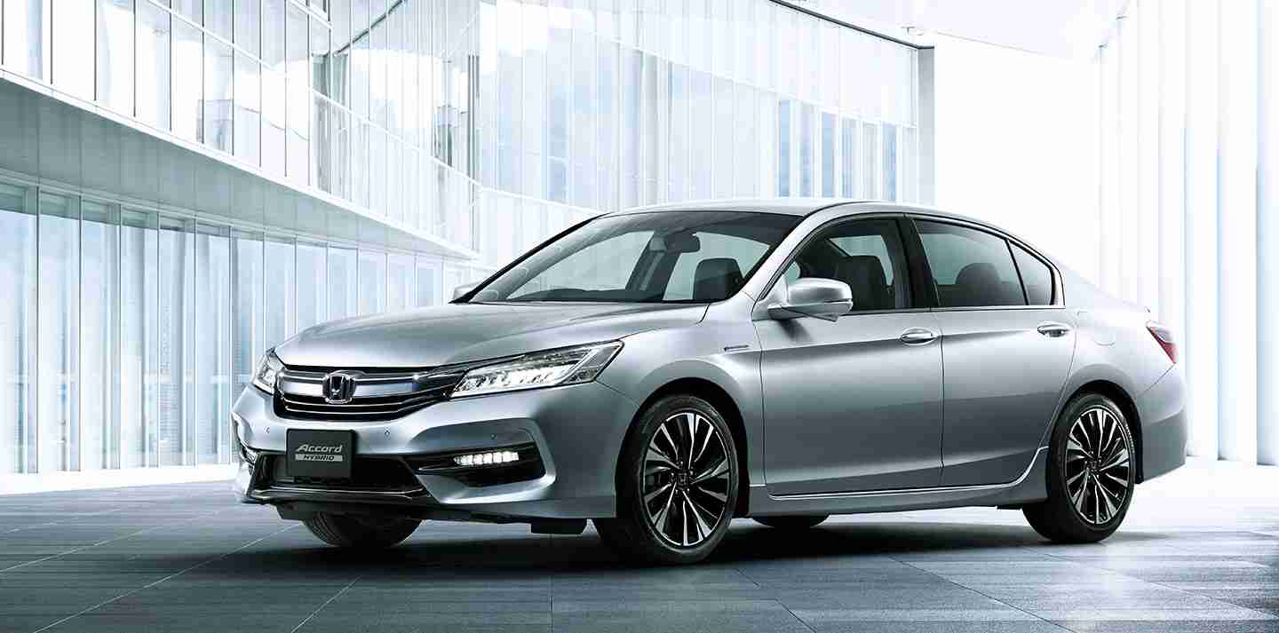 車を買うなら新車？中古車？