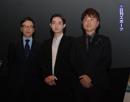 菅田将暉がヘリで会場入り　板尾創路監督「スターやな」