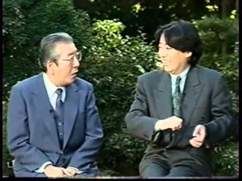 女がスーパースター！？　歌えるか！！ - YouTube