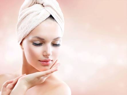 美容皮膚科に通っている方