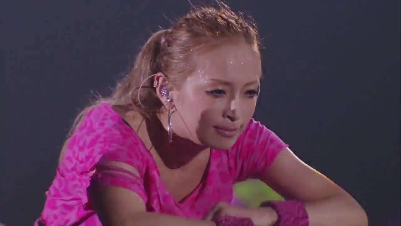 Ayumi Hamasaki 浜崎あゆみ - boys&girls Roomaji English Español Português Lyrics (2012 Tour) - YouTube