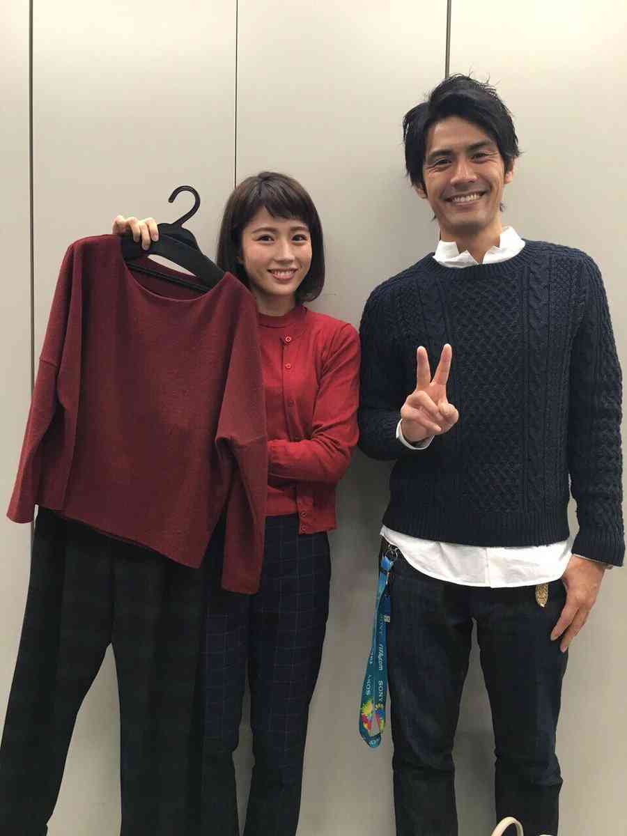 職場でイチャつく不倫カップル!