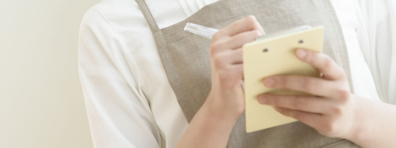 ファミレス従業員の8割が外国人に？ 政府が移民の大量受け入れを検討