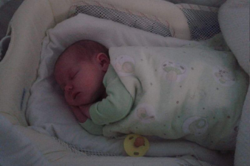 2歳で胸が膨らみ4歳で初潮、5歳で更年期障害と直面する女児（豪）