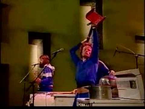 Hurra Torpedo - Total Eclipse Of The Heart (live) - YouTube