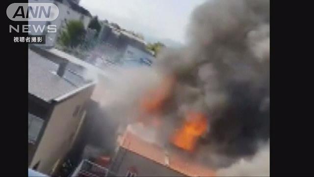 「布団をドライヤーで乾かしたら火が…」住宅が全焼