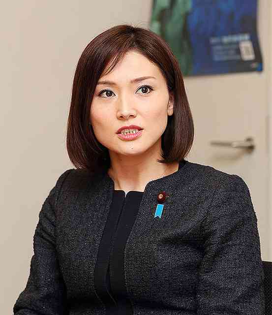 落選した自民党・金子恵美氏 後援会関係者が振る舞いに苦言 - ライブドアニュース