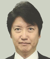 史上最低の暴言議員・足立康史の悪行 - NAVER まとめ