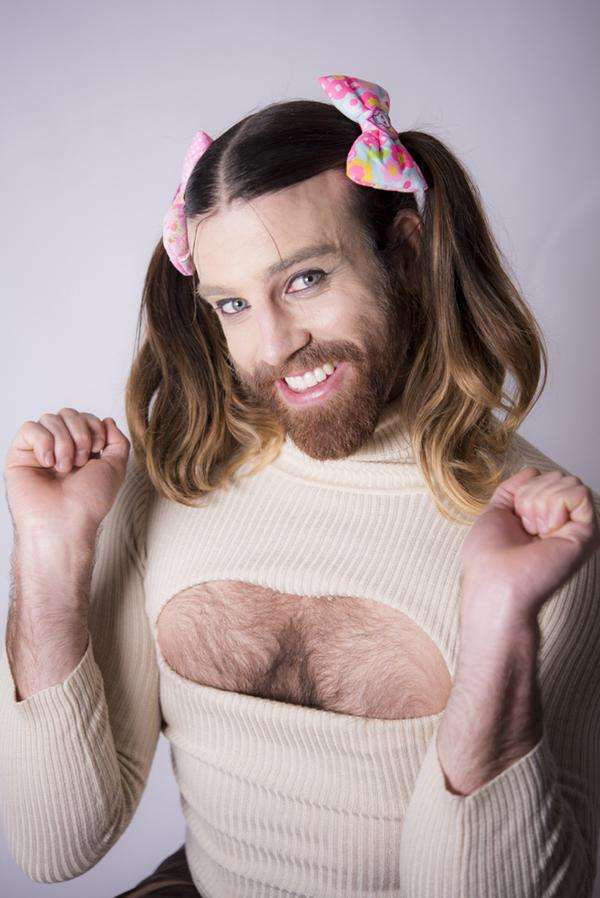 比嘉愛未の衝撃的ハロウィンに反響「ビビビックリした」「勇気がすばらしい」