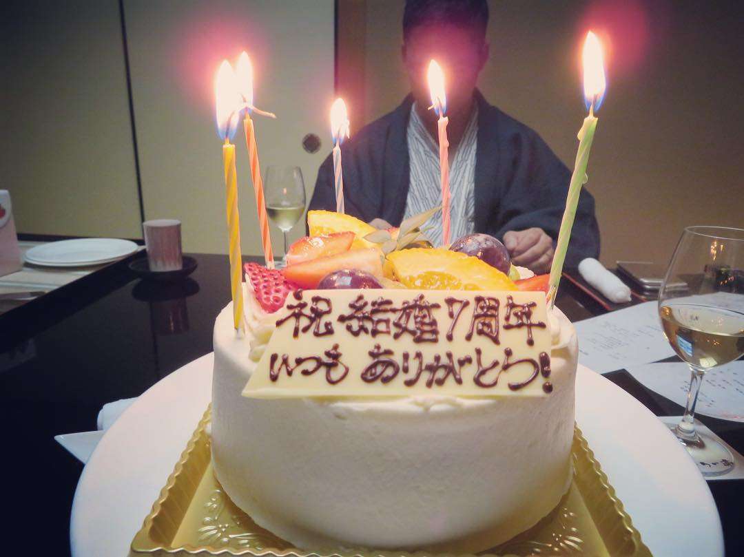 あいのり・桃、「彼が用意してくれた」と結婚7周年を祝うも「男遊びやめたら？」の声