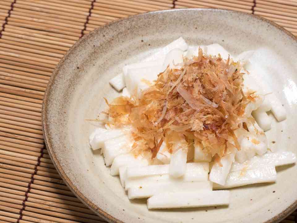 山芋の長芋の違いとは？一緒のようで異なる特徴を徹底解説！ - macaroni