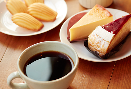 【画像】コーヒーとスイーツ