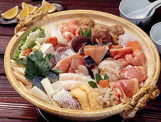 キムチ鍋は2位！「みんなが食べたい鍋」ランキング、1位は…6年連続首位のアレ！