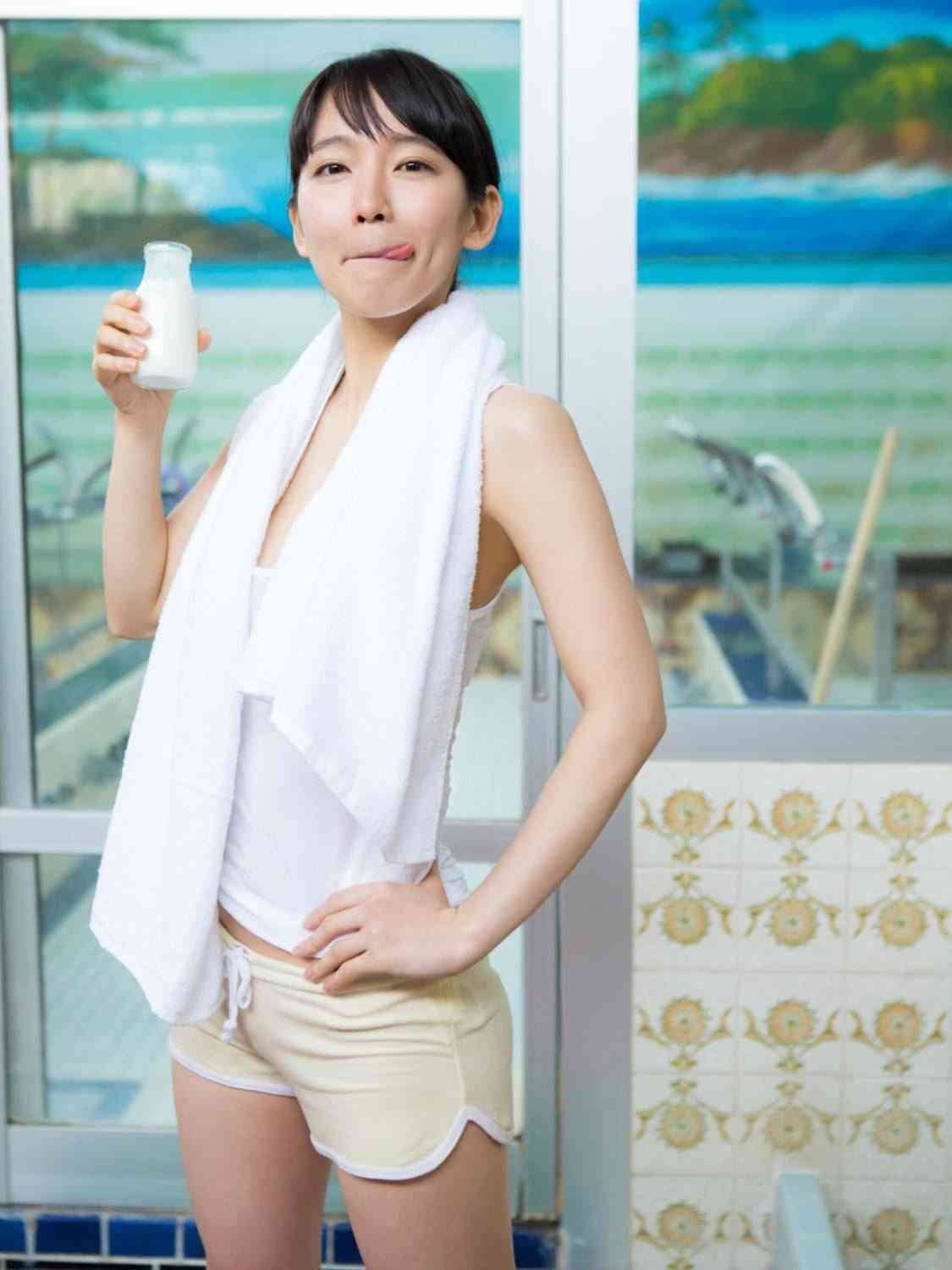 吉岡里帆　連ドラ初主演！挙動不審“キョドコ”役で三角関係ラブストーリー