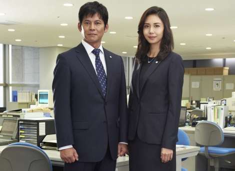 松嶋菜々子、映画『ホワイト アウト』以来17年ぶり織田裕二と共演 WOWOWドラマ初出演