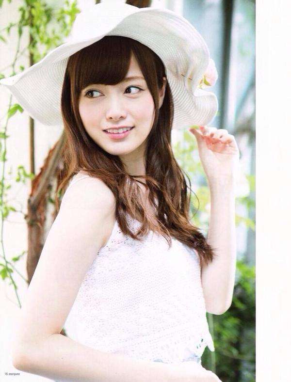 乃木坂46白石麻衣、大ヒット写真集“続編グラビア”が「女神すぎる」と話題