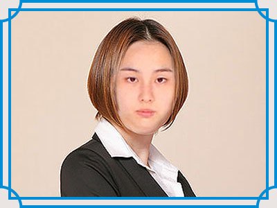 陰で
