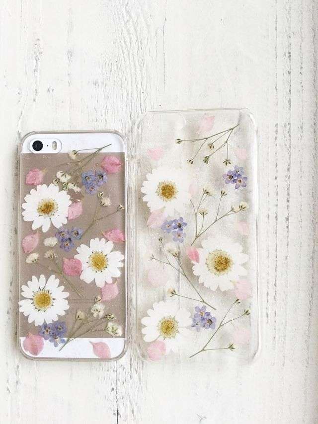 スマホケースを探しています!!!