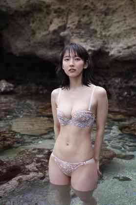 吉岡里帆　連ドラ初主演！挙動不審“キョドコ”役で三角関係ラブストーリー