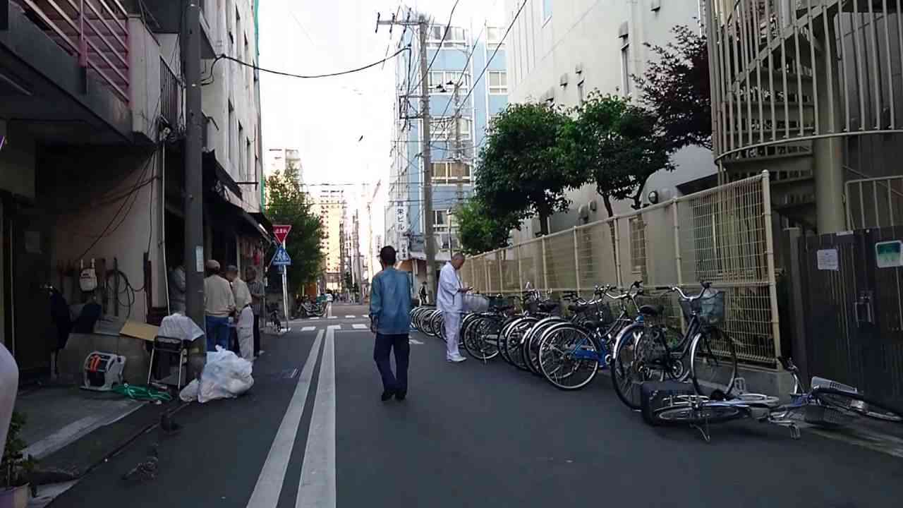 横浜のドヤ街、寿町を歩いて見た。I tried to walk a flophouse area Kotobuki-cho, Yokohama - YouTube