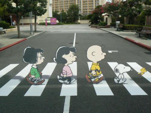 アイスランドに現れた、「車に速度を落とさせる横断歩道」の秘密とは…?