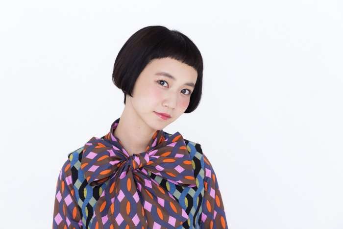 三戸なつめ“前髪ナシ”で大人っぽく劇的イメチェン