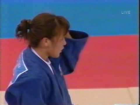 アテネ五輪女子柔道52ｋg級準決勝　横澤由貴ｖｓサボン（キューバ） - YouTube