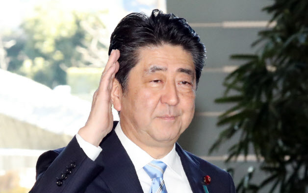 首相の平昌五輪出席、見送りで調整　日韓合意履行暗礁で　　：日本経済新聞