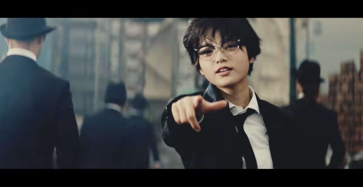 欅坂46・長濱ねる、写真集が1週間で異例の3度目重版 累計発行15万部を突破 