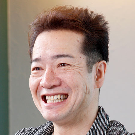 自分はいい歳なのに若手イケメン俳優にはまってる人ー