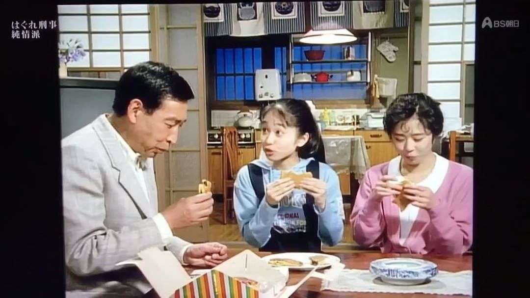 “奇跡の44歳”と話題の小川範子「写真が良すぎて実際と違うじゃないかと石を投げられそうで怖いです」