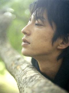 イケメンの横顔画像を貼るトピ