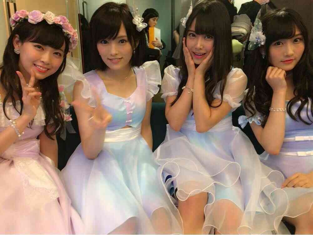 48、46グループで好きな衣装は？